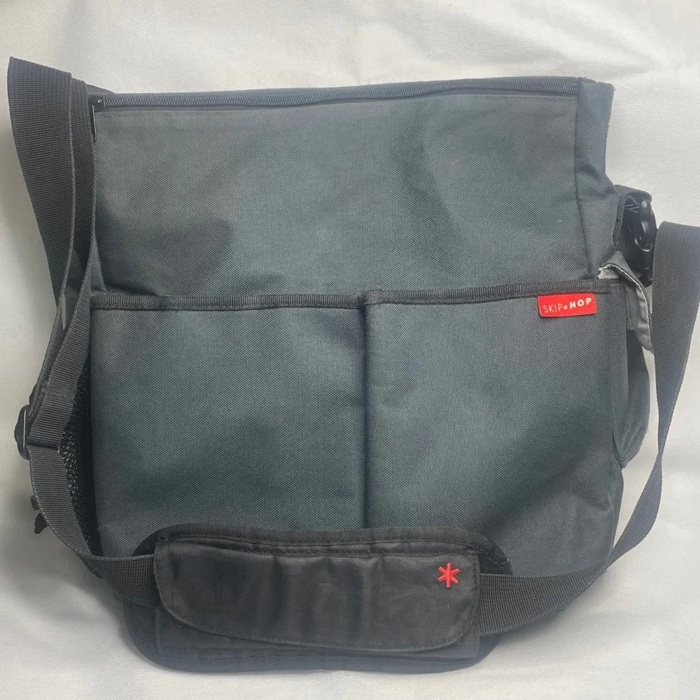 Skip Hop Duo Signature Diaper Bag Messenger Baby Bag Black Gray Shoulder Strap